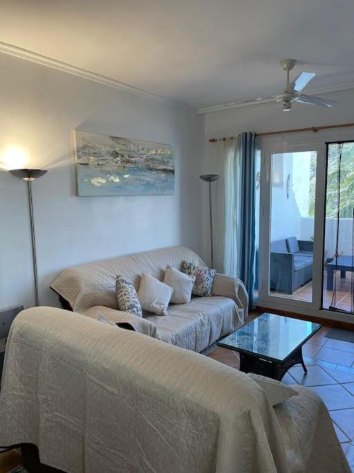 Peaceful Apartment In The Spirit Of โมฮาการ์ ภายนอก รูปภาพ